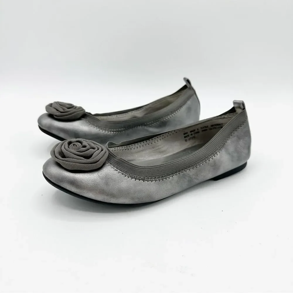 Girls Cynthia Rowley Girls‎ Ballet Flats w/Flower Embellishment Sz 1